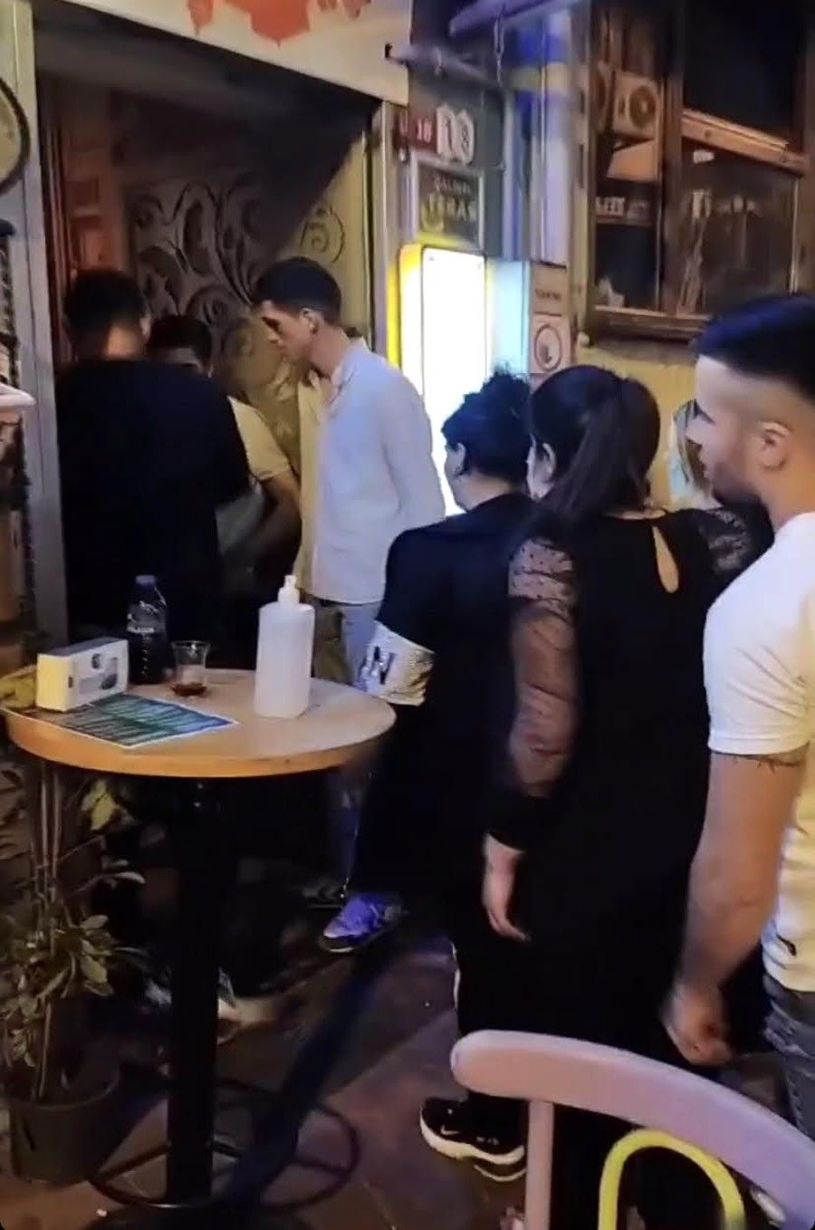 Koronayla kol kola eğlence 5