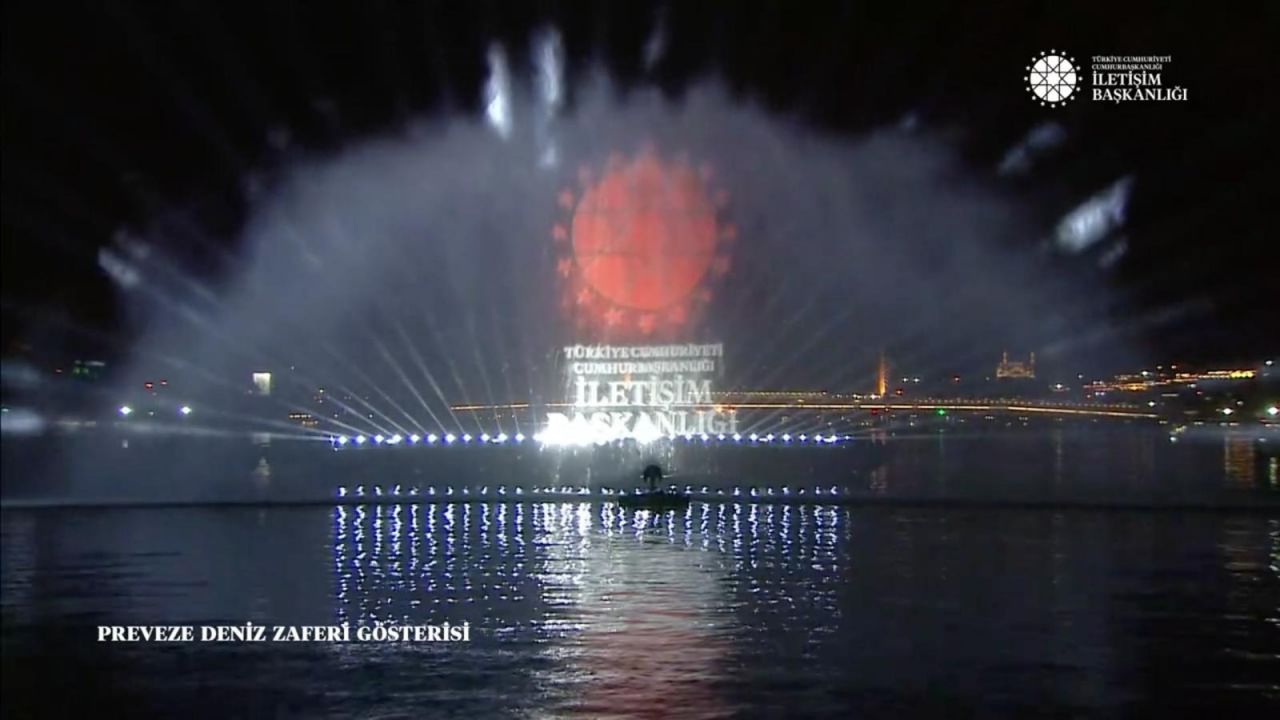 Haliç'te Preveze Deniz Zaferi temalı hologram gösterisi 3