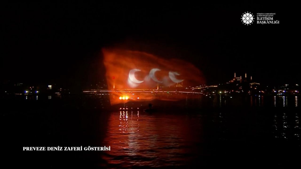Haliç'te Preveze Deniz Zaferi temalı hologram gösterisi 9
