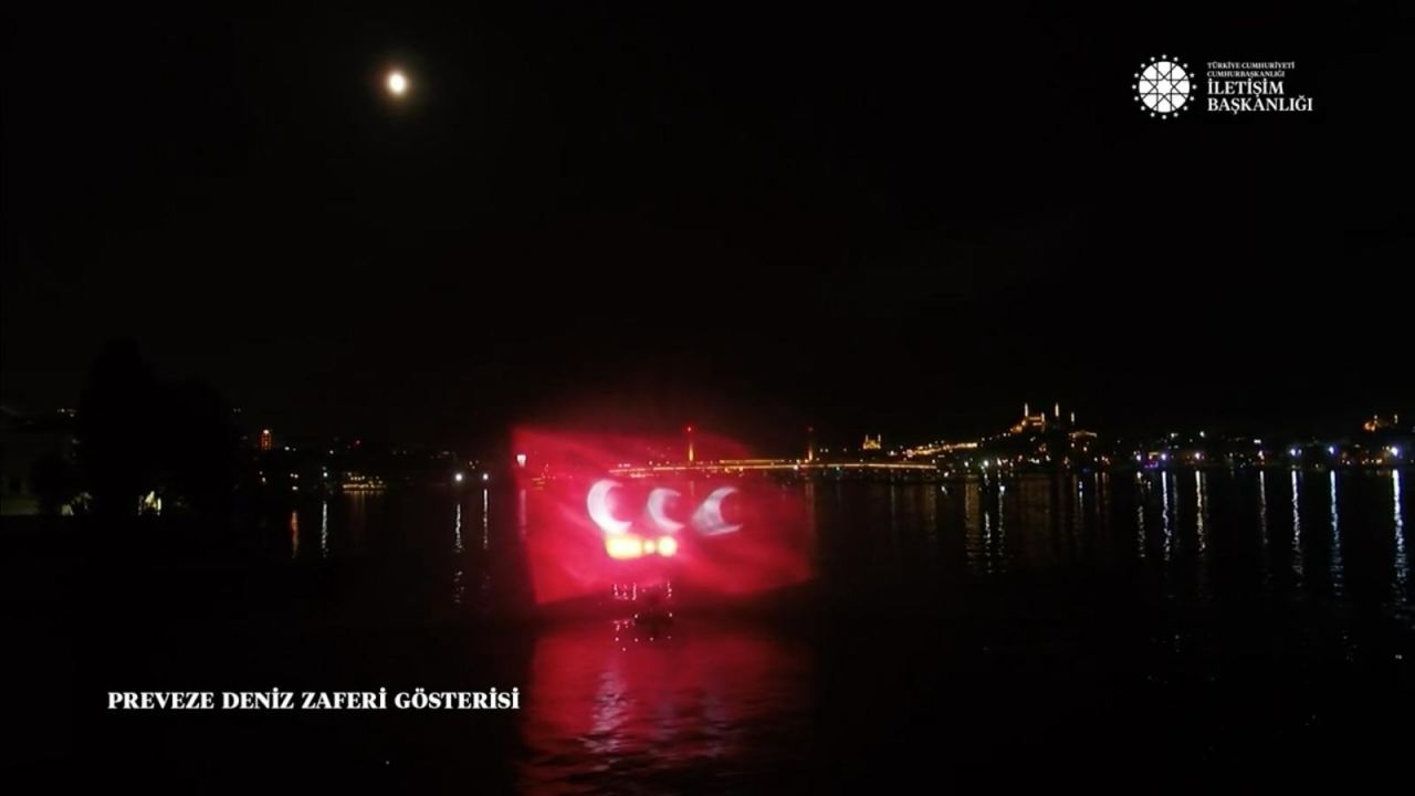 Haliç'te Preveze Deniz Zaferi temalı hologram gösterisi 8