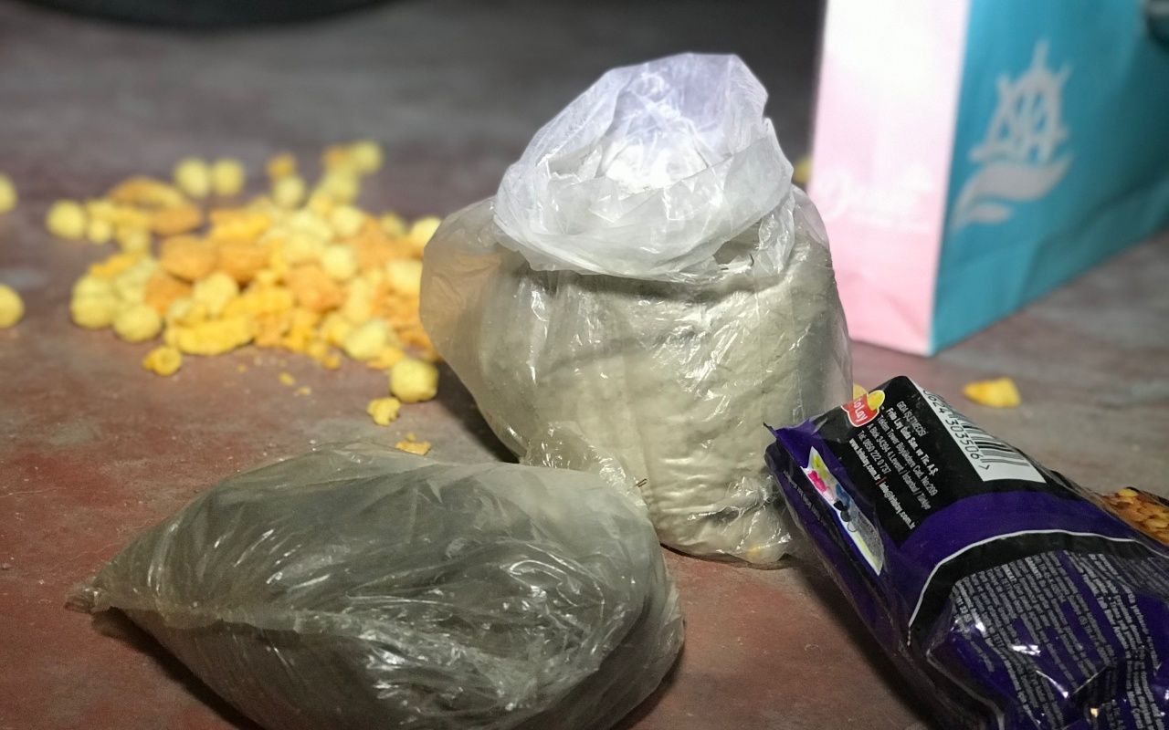 Cips poşetine sakladı ama kurtulamadı 5