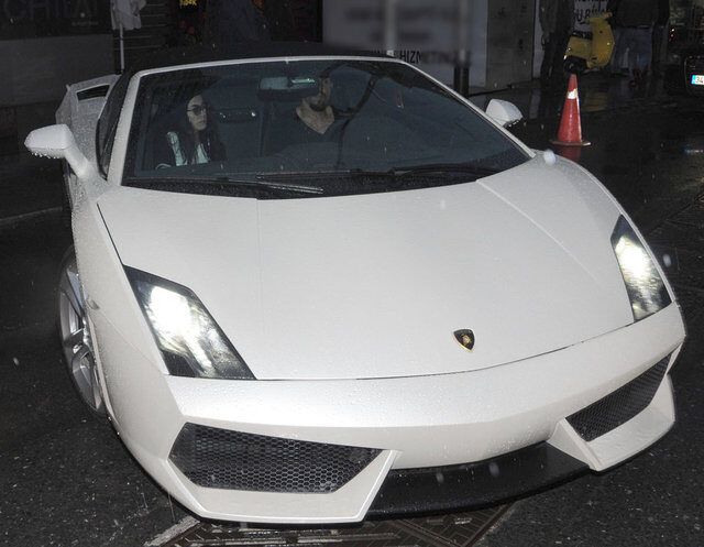 Caner Erkin'in "Porsche"li alışveriş keyfi 4