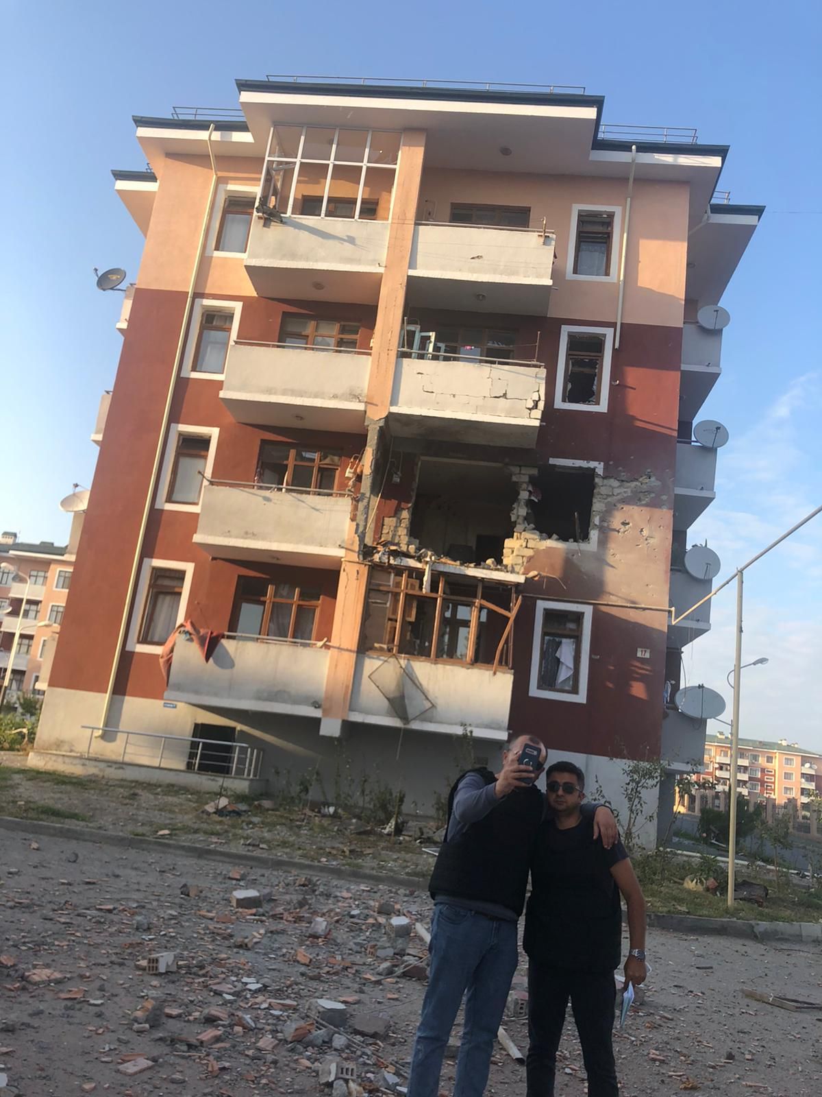 Son dakika! Ermenistan'ın vurduğu Terter hayalet şehre döndü! 15