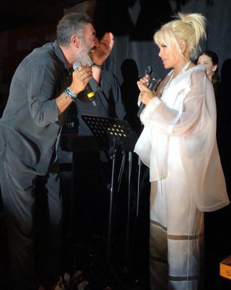 Ajda Pekkan: Ben bile ikna oldum aşk yaşadığımıza! 7