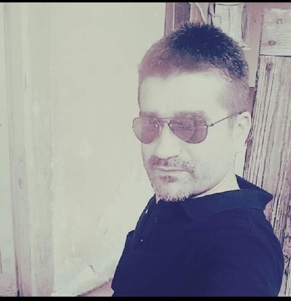Eski öğretmen, arkadaşlık teklifini kabul etmeyen kadını öldürüp, intihara kalkıştı! 1