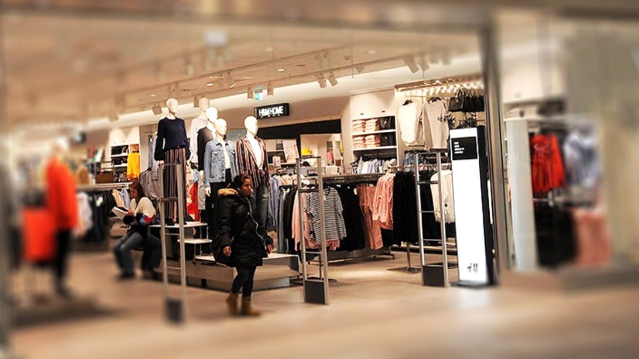 Ünlü giyim devi H&M'den şok karar! 1