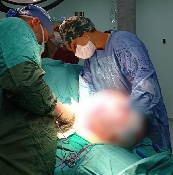 Karnından çıktı! Tam 5.5 kilo 1
