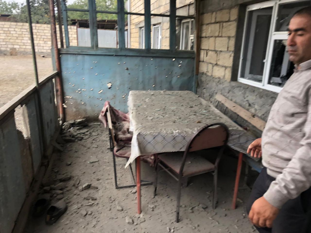 Halkı yeraltı sığınaklarında yaşıyor 12