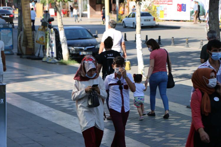 65 yaş üstüne AVM sınırlaması! 10