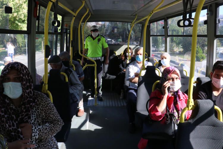65 yaş üstüne AVM sınırlaması! 3