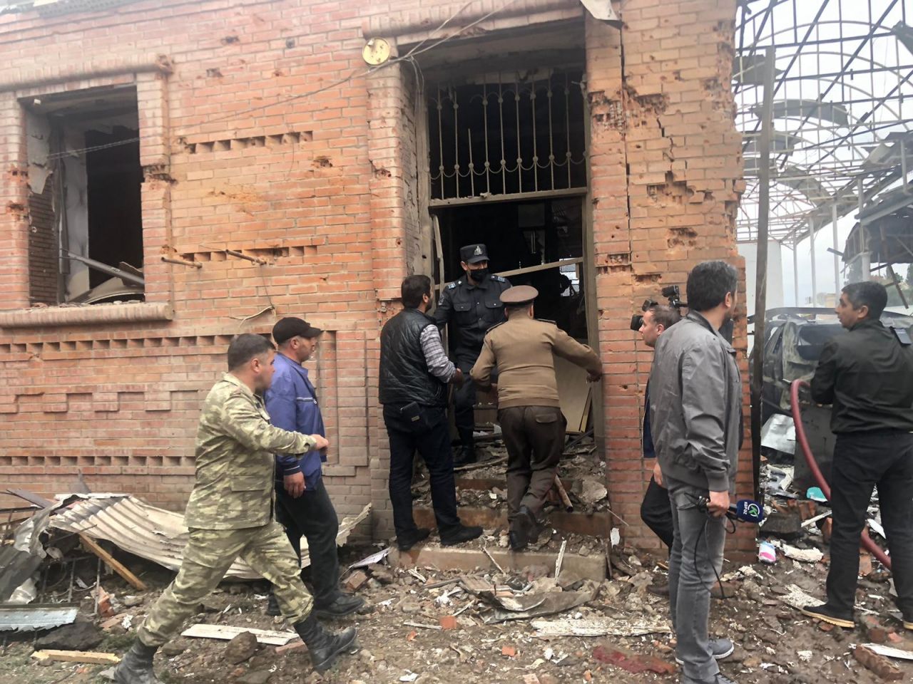 SuperHaber Gence saldırısının merkezinde! 19