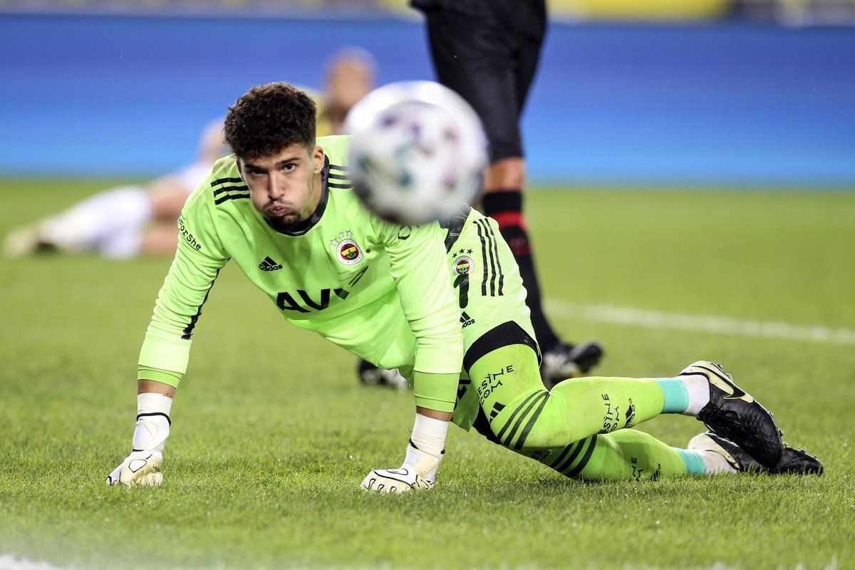 "Altay Bayındır Ederson'dan sonra Manchester City'nin kalesini koruyacaktır" 3