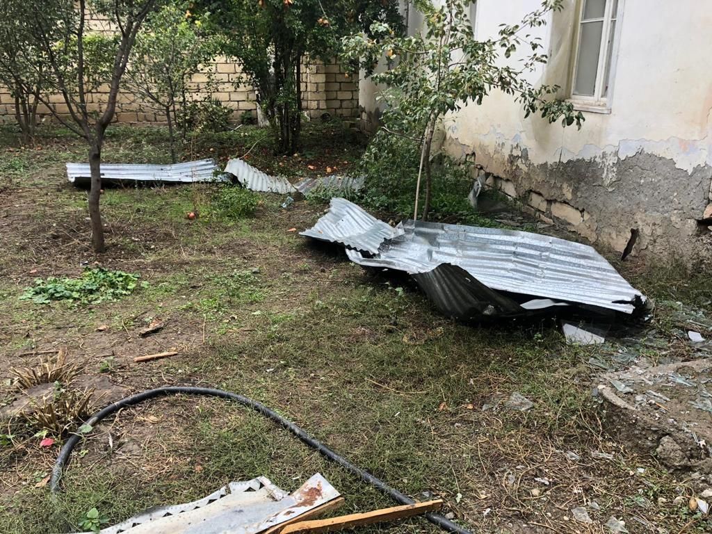 Ermenistan sivillerin olduğu parkları vuruyor 19