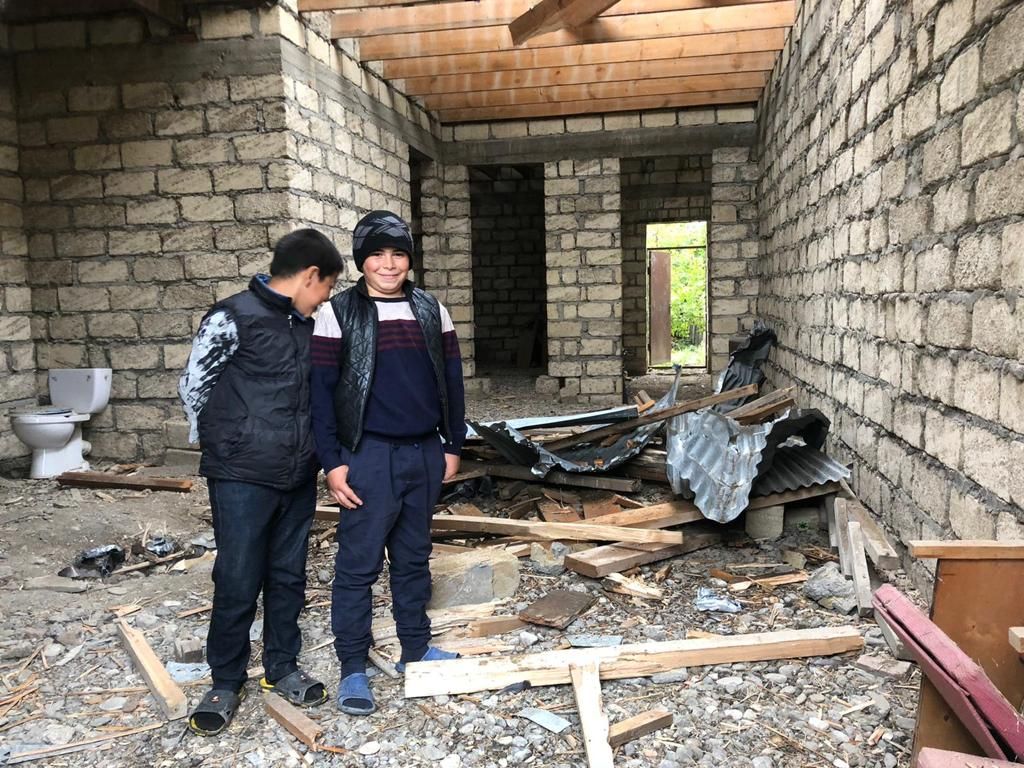 Ermenistan sivillerin olduğu parkları vuruyor 20