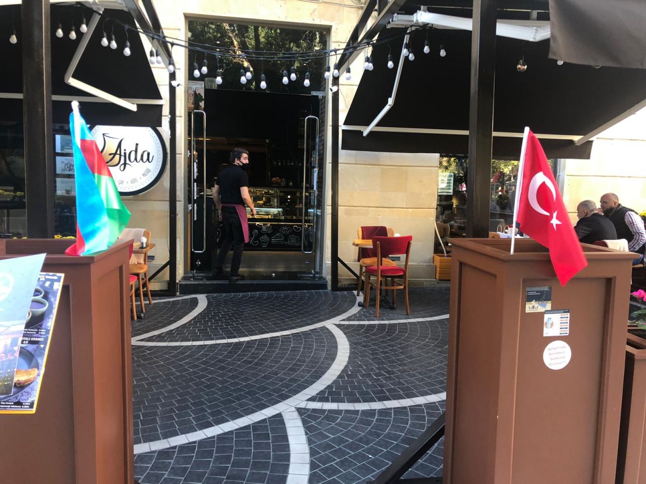 Azerbaycan halkı Türk bayrağı istiyor! 5