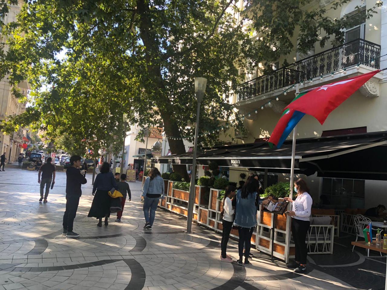 Azerbaycan halkı Türk bayrağı istiyor! 9