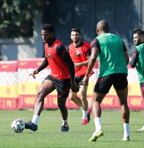 Belhanda'nın topuğu iyileşti, bugün idmana çıktı 3