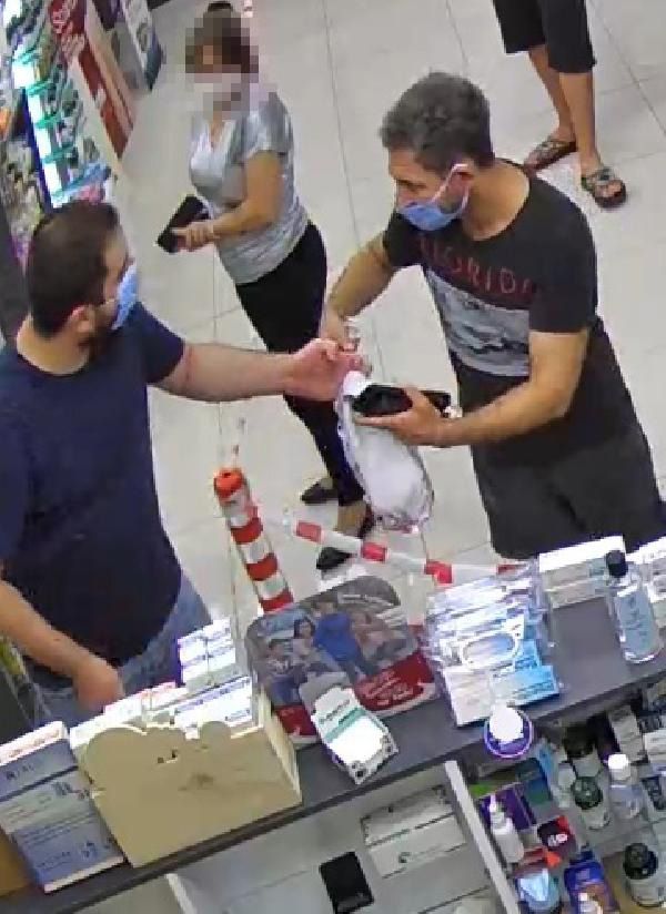 Sahte dolarlarla içki, sigara ve ilaç alan zanlılar yakalandı! 3
