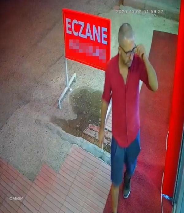 Sahte dolarlarla içki, sigara ve ilaç alan zanlılar yakalandı! 5