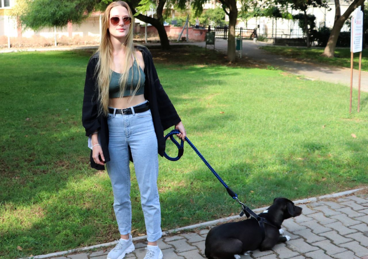 Darp edilen genç kızı kurtarmak isterken bıçaklandı! 6