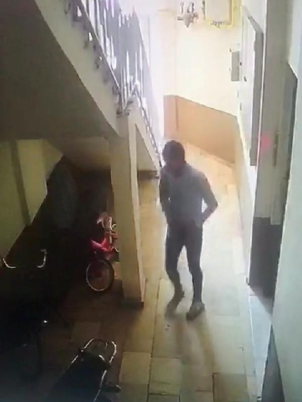 Apartmana tuvaletini yaptı! 2