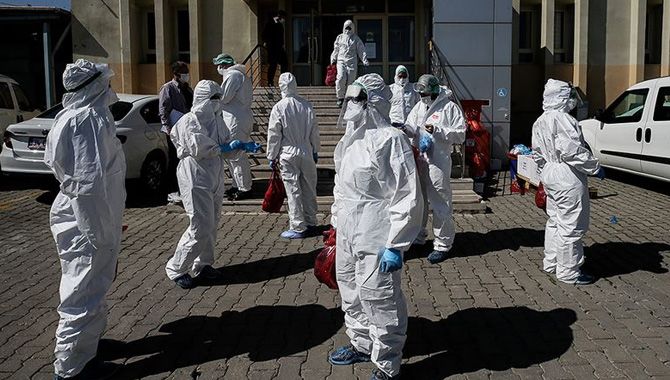 İlkokulda öğretmen ve öğrenci pozitif çıktı! 6