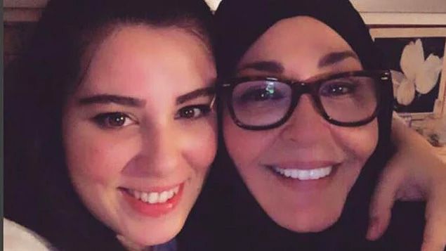 Ferdi Tayfur’un kızı Tuğçe Tayfur ve Seren Serengil arasında ipler gerildi! 3