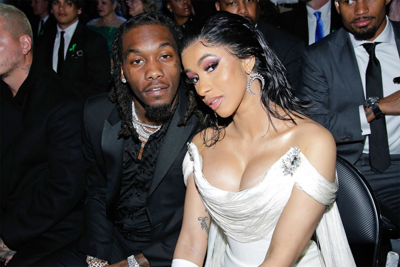 Rapçi Cardi B sosyal medyadan yanlışlıkla çıplak fotoğrafını paylaştı! 10