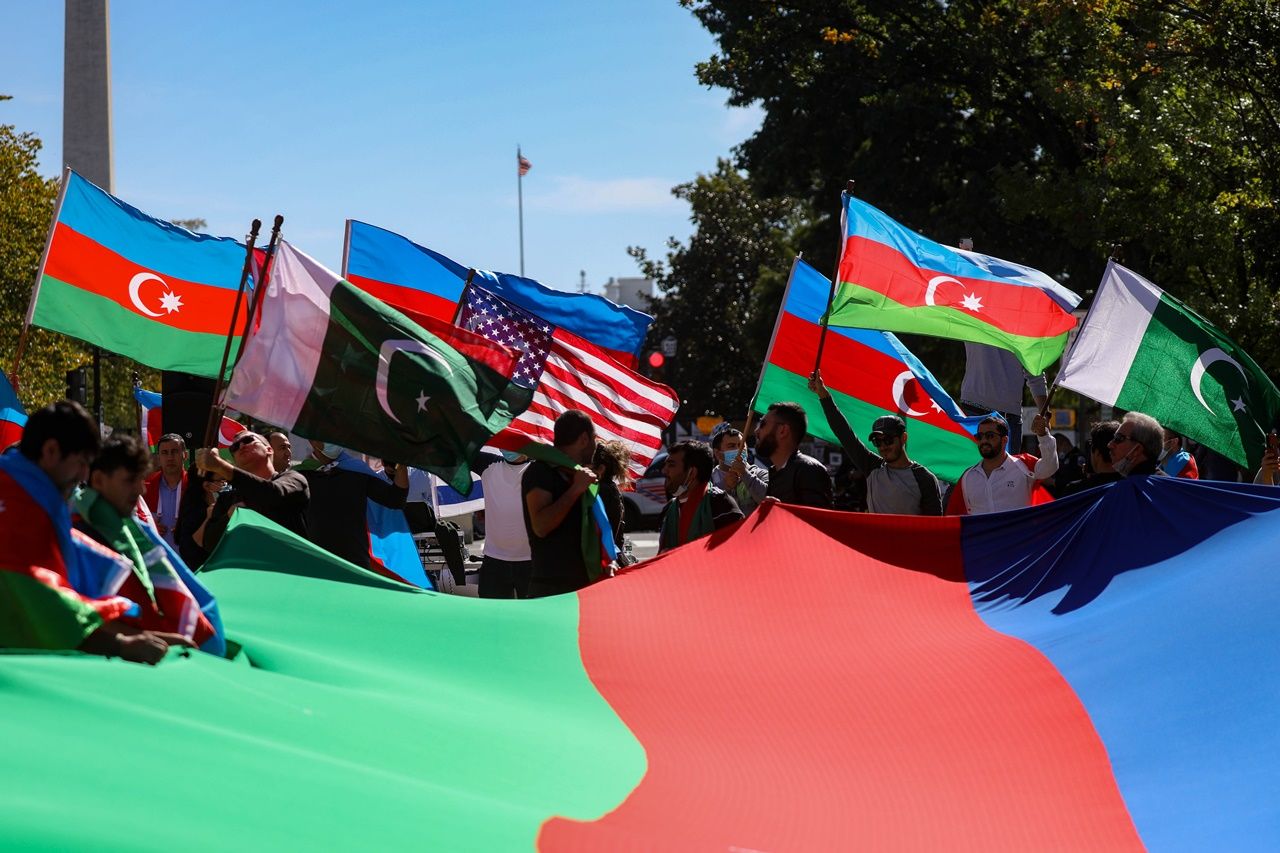 Beyaz Saray önünde Azerbaycan'a destek gösterisi 8
