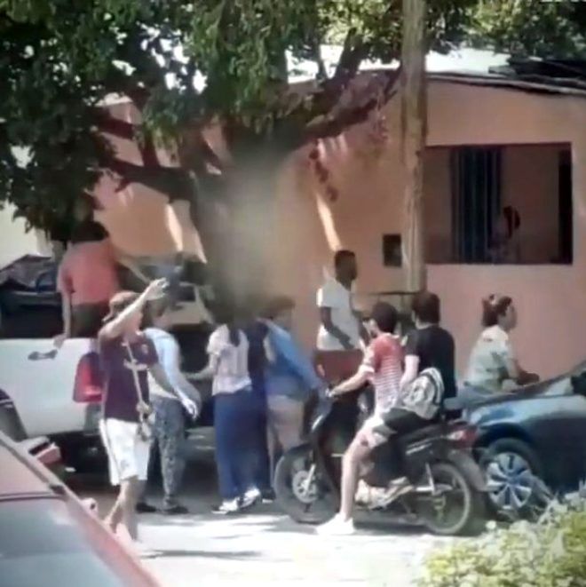 Koronadan ölen babalarını morgdan kaçırdılar 2