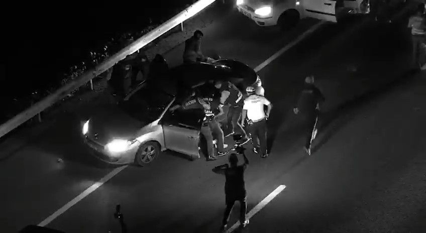 Polis ekipleri yolda yakaladı! 7