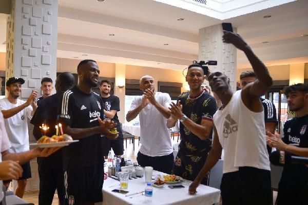 Beşiktaş antrenmanında ilginç detay 6