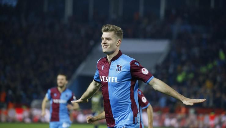 Leipzig'in golcüsü Alexander Sörloth, Başakşehir'den çekiniyor 3