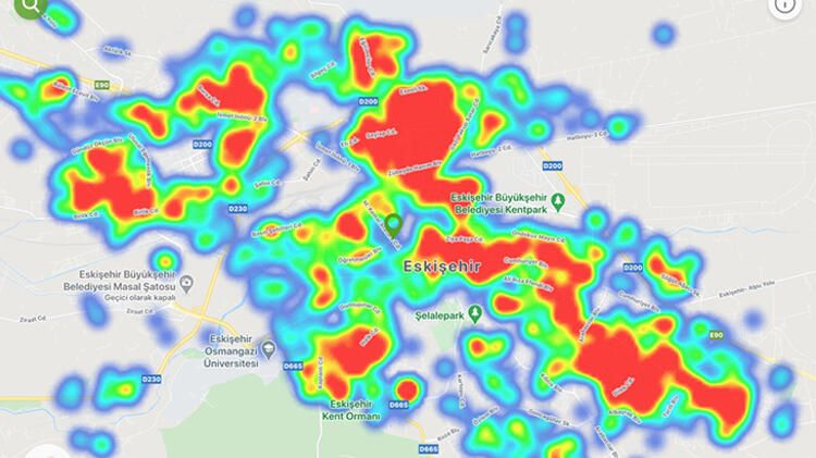 Koronavirüsü sadece bir cadde ayırıyor! 4