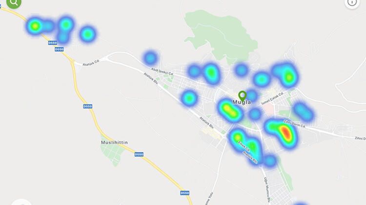 Koronavirüsü sadece bir cadde ayırıyor! 23