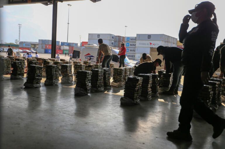 Bu paketlerin değeri 500 milyon dolar 7