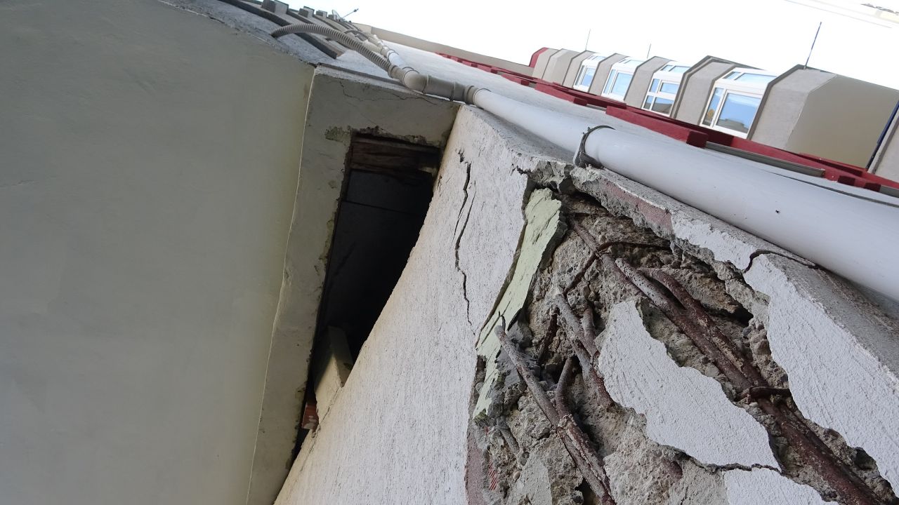 Bursa'da 9 katlı bina çöktü 6