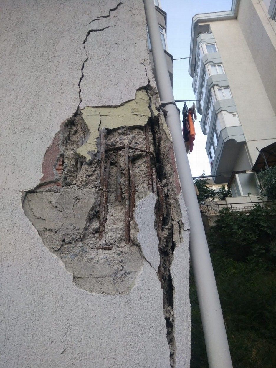 Bursa'da 9 katlı bina çöktü 7