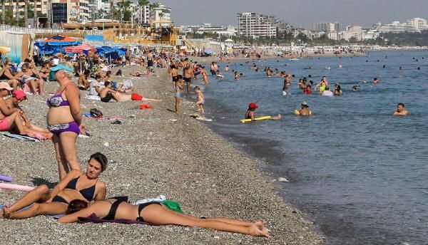 Uzayan 'sarı yaz' turistlere yaradı 3