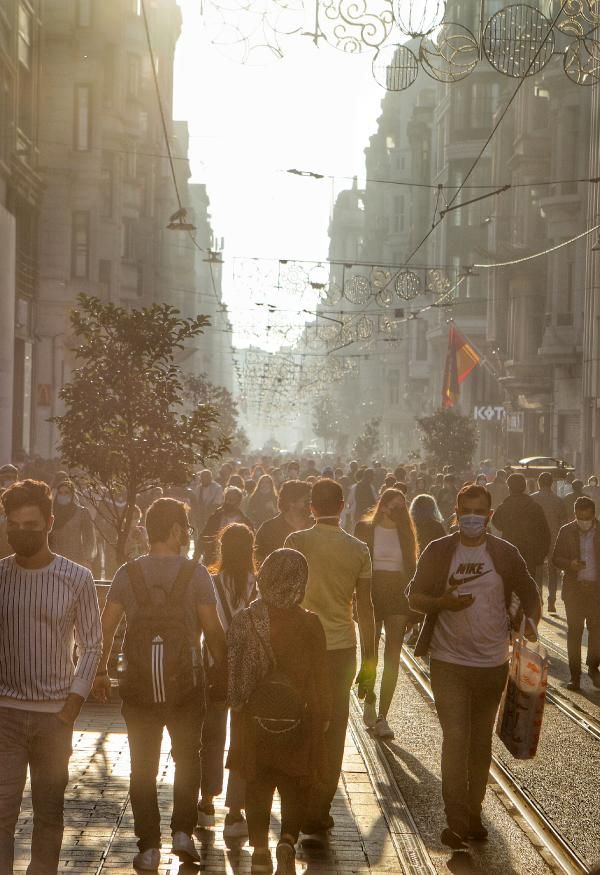 İstiklal Caddesi'nde insan seli! 7