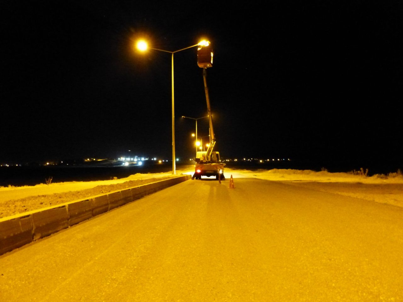 VEDAŞ'tan 2 milyonluk aydınlatma tesisi 1