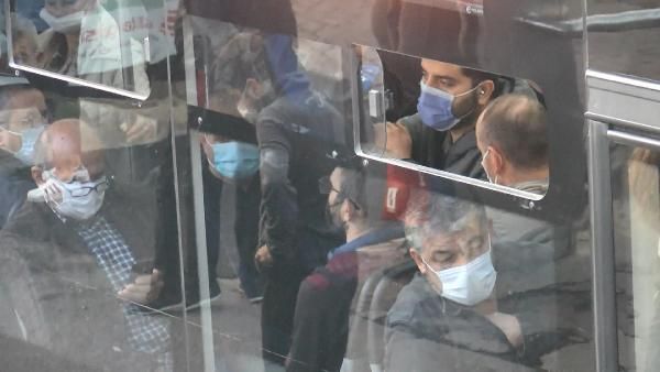 İstanbul'da toplu ulaşım bildiğiniz gibi! 5