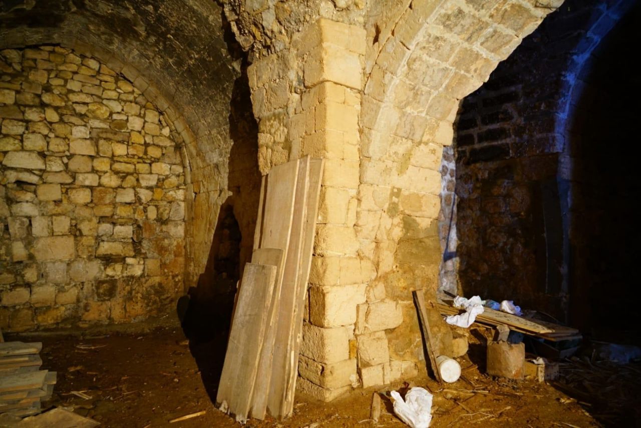 1700 yıllık Mor Klise 7 milyon liraya satılık 3