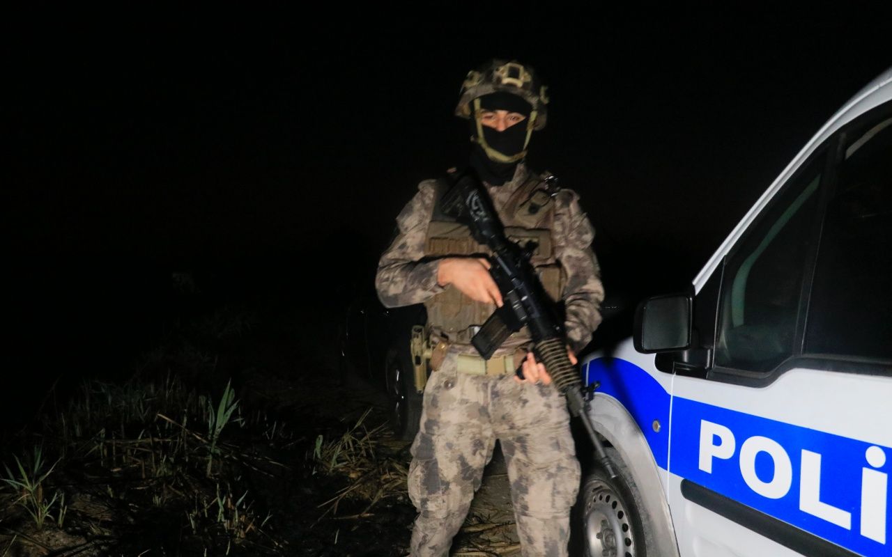 Özel harekat şafak vakti kapıya dayandı 4