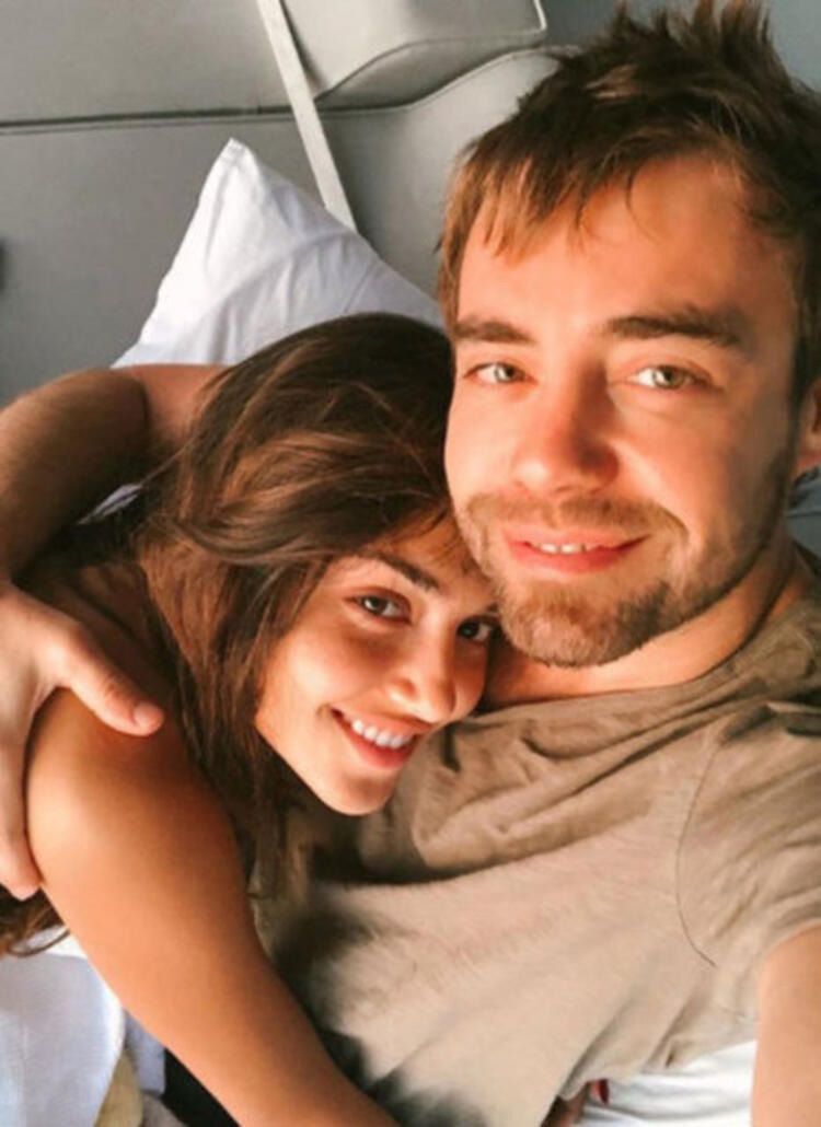 Hande Erçel'den 1,5 milyon TL'lik imza! 5