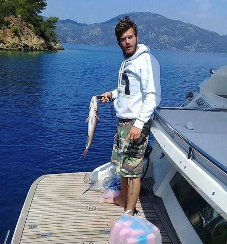 Kıvanç Tatlıtuğ ve Çağatay Ulusoy'un balık sevdası! 5