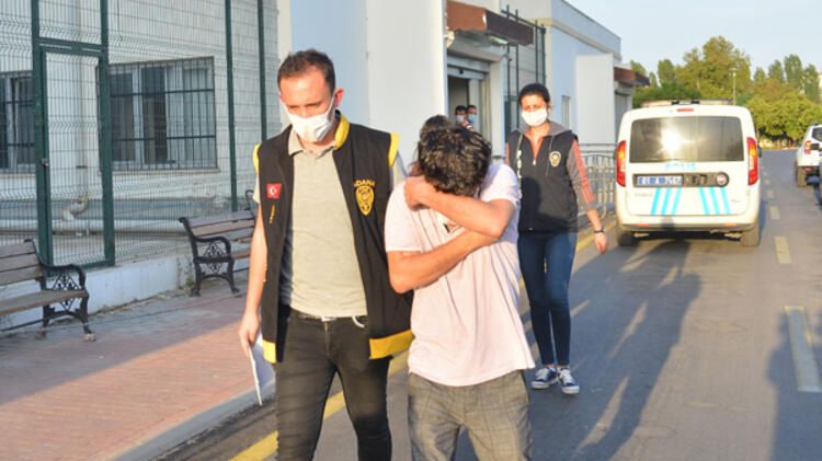Swinger partisine eşi yerine eskort getirdi! 7