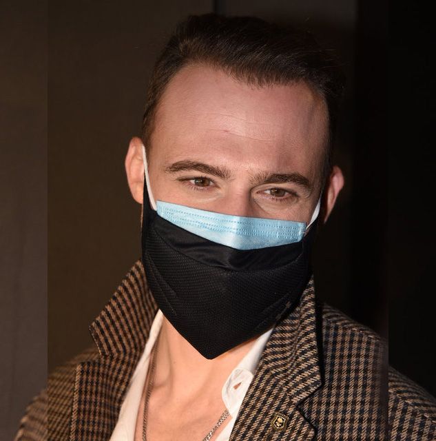 Hande Erçel ile Kerem Bürsin'den 'parti' tepkisi! 5
