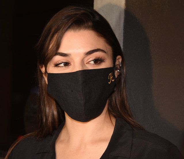 Hande Erçel ile Kerem Bürsin'den 'parti' tepkisi! 6