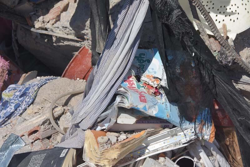 Binalardan çıkan enkaz, özel alanda muhafazaya alındı! 5